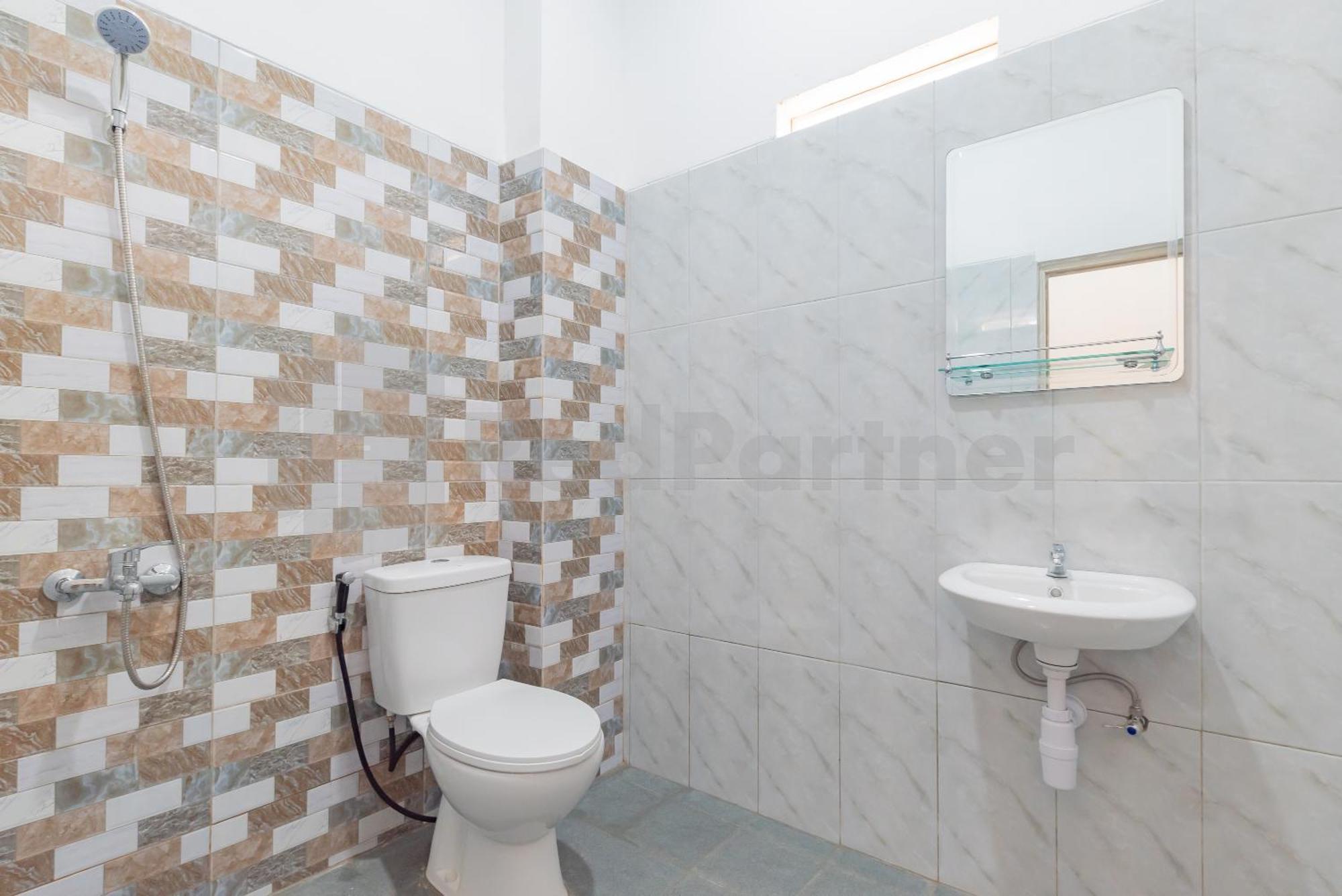 Rumah Panda Guesthouse Redpartner Tangkil  Exteriör bild